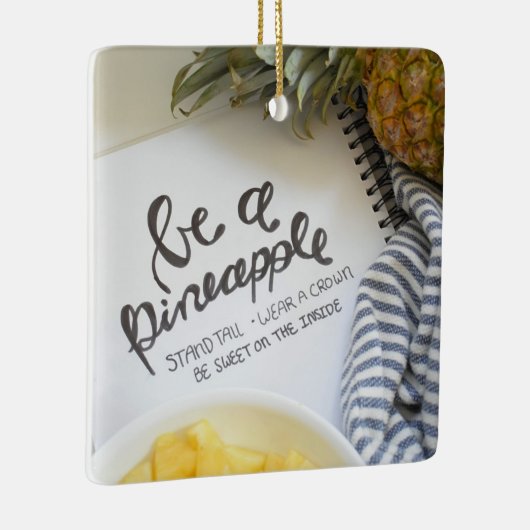Wees een ananas keramisch ornament (Rechts)