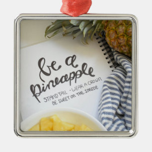 Wees een ananas metalen ornament