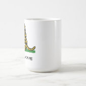 Wees een echte vrijheidsstrijder. Loop niet op mij Koffiemok (Center)