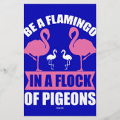 Wees een flamingo in een kudde duiven briefpapier (Achterkant)