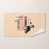 Wees een flamingo in een kudde duiven handdoek (Handdoek)