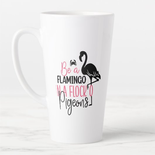 Wees een flamingo in een kudde duiven latte mok (Links)