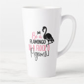 Wees een flamingo in een kudde duiven latte mok (Rechts)