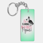 Wees een flamingo in een kudde duiven sleutelhanger (Voorkant Links)