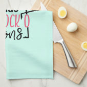 Wees een flamingo in een kudde duiven theedoek (Quarter Fold)