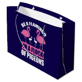 Wees een flamingo in een zwerm duiven groot cadeauzakje (Achterkant Gekanteld)