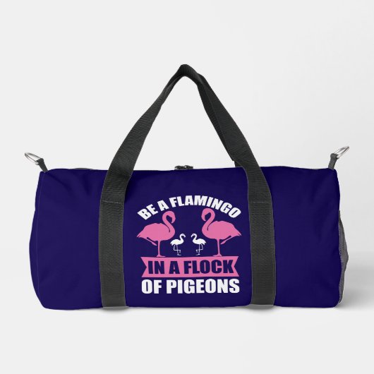 Wees een flamingo in een zwerm duiven plunjezak (Voorkant)