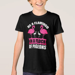Wees een flamingo in een zwerm duiven Tri-Blend shirt