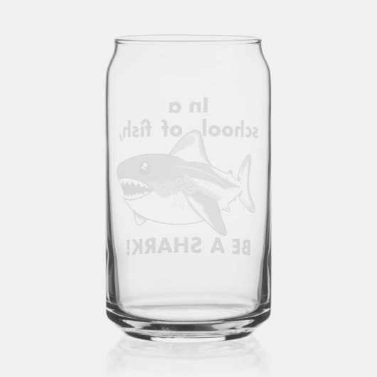 Wees een haaienglas kan blikvorm glas (Achterkant)
