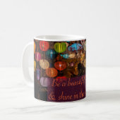 Wees een mooie lichte 11-oz mok (Voorkant links)
