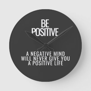 Wees een positieve wandklok