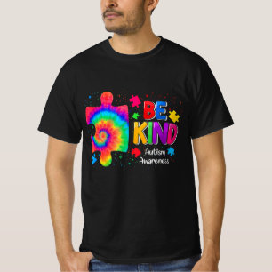 Wees een soort puzzelstukjes als een kleurstof han t-shirt