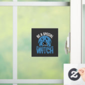 Wees een speciale heks Halloween-ontwerp_1 Raamsticker (Huis)