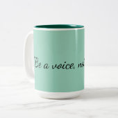 Wees een stem, geen echo Sage Green mok (Voorkant links)