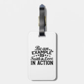 Wees een voorbeeld van geloof en liefde in actie bagagelabel (Achterkant verticaal)