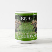 Wees een vrije denker vos koffiemok (Center)