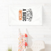 Wees geen gewone Heks Vintage Halloween Spandoek (Insitu)
