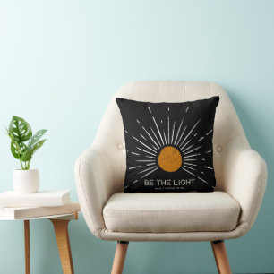 Wees het Licht Mathew 5 14 Sunburst Kussen