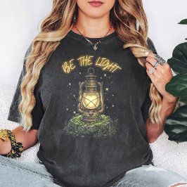 Wees Het Licht Vintage Lantaarn Hart Vuurvliegjes T-shirt