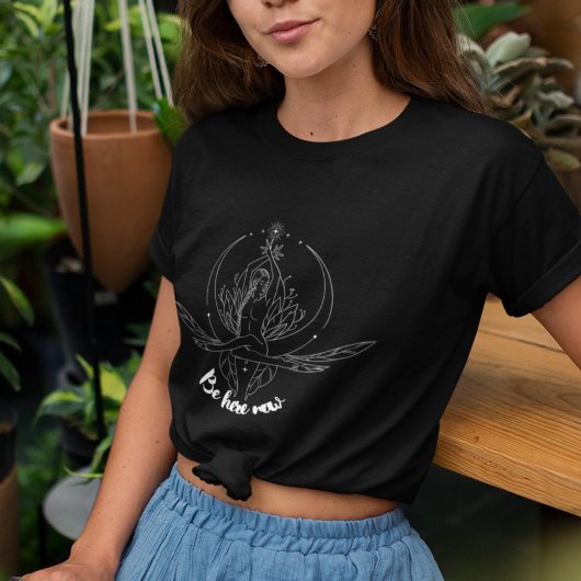 Wees hier nu RAM Dass Mindfulness Quote Design T-shirt