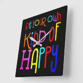 Wees je eigen soort vrolijk citaat zwart vierkante klok (Hoek)