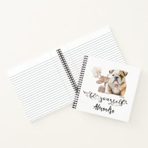 Wees jezelf gepersonaliseerde bulldog puppy notitieboek