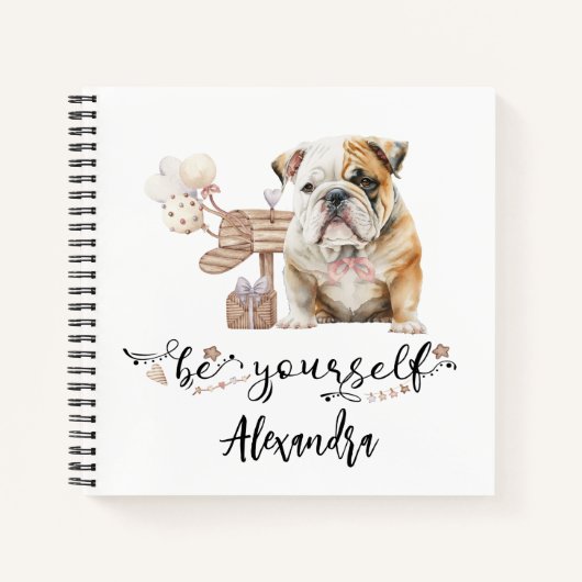 Wees jezelf gepersonaliseerde bulldog puppy notitieboek (Voorkant)