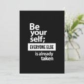 Wees jezelf iedereen anders wordt al genomen kaart (Staand voorkant)