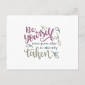 Wees jezelf iedereen is al meegenomen briefkaart (Voorkant)