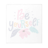 Wees jezelf | Pastelbloemen Notitieblok (Voorkant)