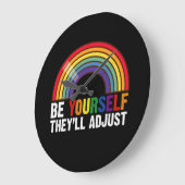 Wees jezelf, ze passen LGBTQ Rainbow Gay Pride aan Grote Klok (Hoek)