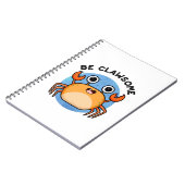 Wees Klawsuum Grappige Positieve Krab Pun  Notitieboek (Linkerzijde)