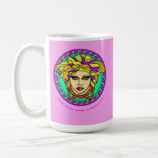 Wees Miami Kitsch Iconische Medusa, Pride Koffiemok (Links)