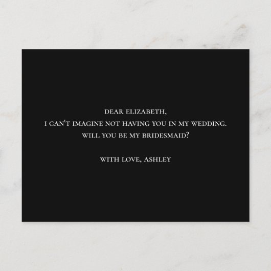Wees mijn bruidsmeisje | Black Modern Script-voors Uitnodiging Briefkaart (Achterkant)