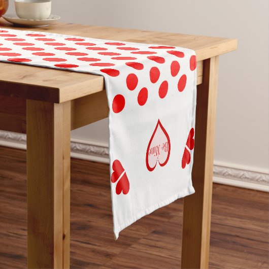 Wees mijn hartspokken rood roze korte tafelloper (Voorbeeld)