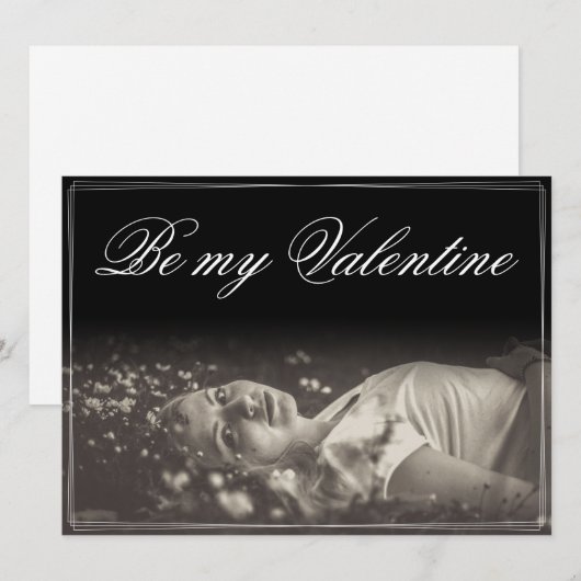 Wees mijn Valentijn - jonge vrouw die liegt (Voorkant / Achterkant)