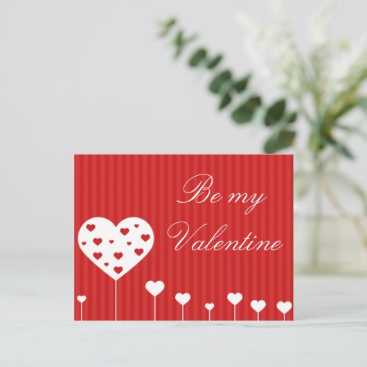 Wees mijn Valentijn Lovely Red White Hearts Holida Feestdagenkaart (Staand voorkant)