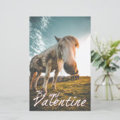 Wees mijn Valentijn met kijkend Paard V2.0 (Staand voorkant)