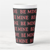 Wees Mijn Valentijnsdag Cadeau – Romantische Liefd Latte Mok (Voorkant)