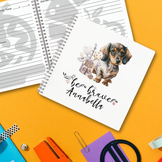 Wees moedig teckel puppy gepersonaliseerd notitieboek
