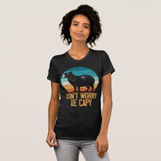 Wees niet bang voor Capy Funny Capybara Retro Nove T-shirt (Voorkant volledig)