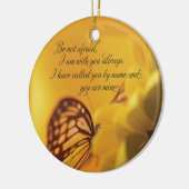 Wees niet bang voor religieuze vlinder op Daisy Keramisch Ornament (Links)