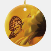 Wees niet bang voor religieuze vlinder op Daisy Keramisch Ornament (Achterkant)