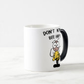 Wees niet blij magische mok (Voorkant rechts)