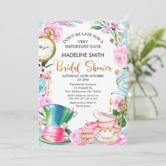 Wees niet te laat in Wonderland Bridal Shower Invi Kaart (Staand voorkant)