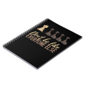 Wees niet zoals iedereen die Kerstmis Giraffe heef Notitieboek (Linkerzijde)