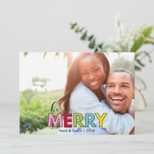 Wees prettig kerstkleurrijk en modern feestdagenkaart (Staand voorkant)