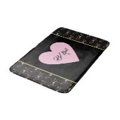 Wees roze hart op kleine Rozen en zwarte strepen Badmat (Gekanteld)