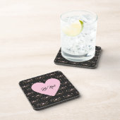 Wees roze hart op kleine Rozen en zwarte strepen Bier Onderzetter (Rechterzijde)