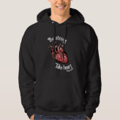 Wees sterk, neem hart zwart hoodie (Voorkant)